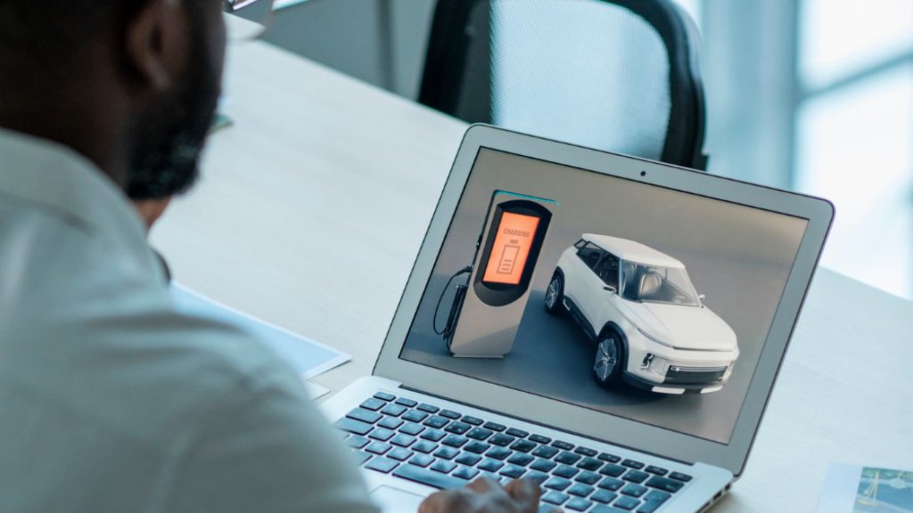 Pourquoi la passion des internautes pour les actus voiture et moteur ne faiblit pas ?