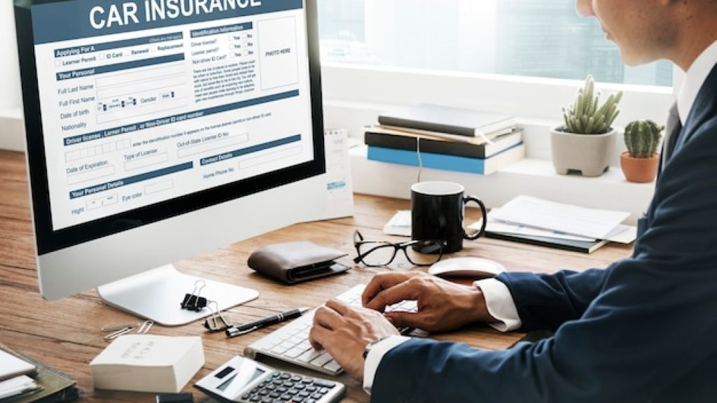 Changer d’assurance auto : quand et pourquoi envisager une nouvelle couverture ?